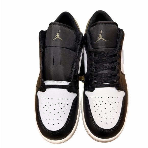 SOLD - Picture 3 of 6